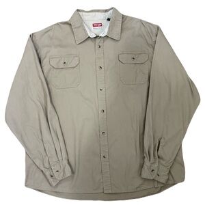 Wrangler Men’s Beige Button-Up Shirt